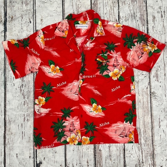 Vintage Hawaiian Hawaii Honeymoon Floral Red Button Down Short Sleeve Shirt - Picture 1 of 6